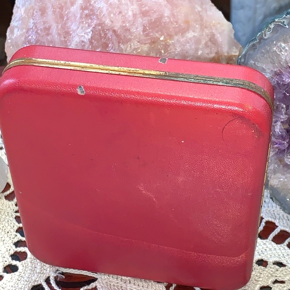 Vintage Elgin American Sterling Powder Compact - Picture 3 of 9